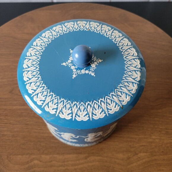 Vintage 1950’s Round Blue/Ivory Tin Canister, Made in England, Greek Goddess - Picture 2 of 6